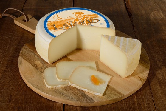 Laious brebis chèvre au lait