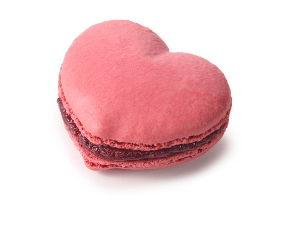 Macaron coeur framboise