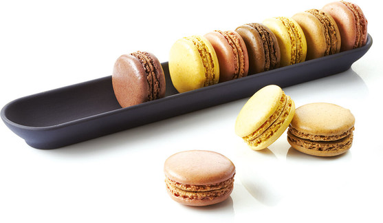 BAGUETTE 12 MACARONS NOIR