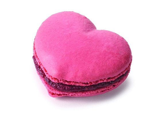 Macaron coeur framboise