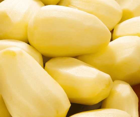 Pomme de terre crue épluchée