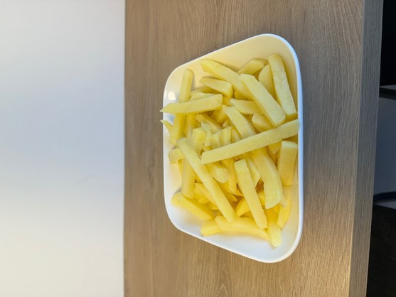 Frites fraiches avec peau