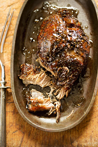 Epaule d'agneau roties et