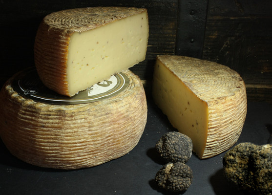 Tomme des croquants à la truffe d'été 2% et 31% m.g. 