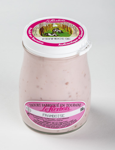 Yaourt au lait entier à la framboise pot en verre de 180 g