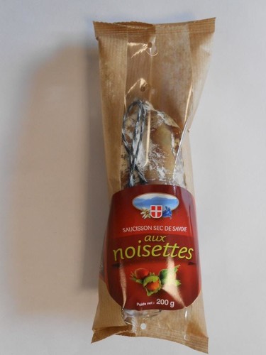 Saucisson de savoie aux noisettes 