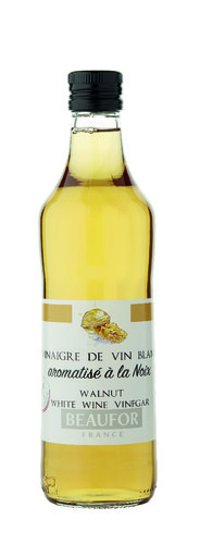 Vinaigre de vin blanc aromatise à la noix 7% flacon de 50 cl