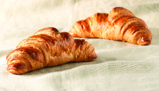 Croissant au beurre pret à cuire AOP charente-poitou