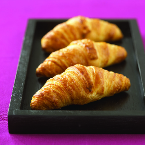 Mini croissant au beurre fin pret à cuire 