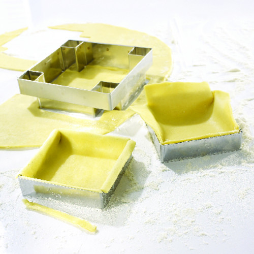Carré à tarte en inox dimension 150 x 20mm