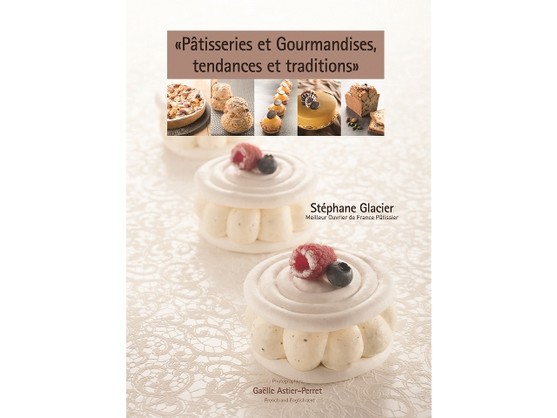 LIVRE:PATISSERIE ET GOURMAND  