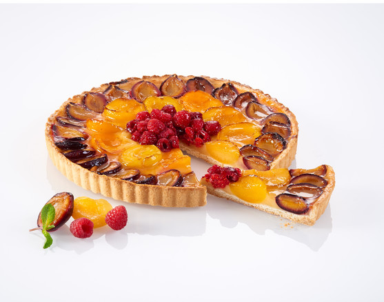 Tarte rosace aux fruits entiers, questches, abricots, framboises