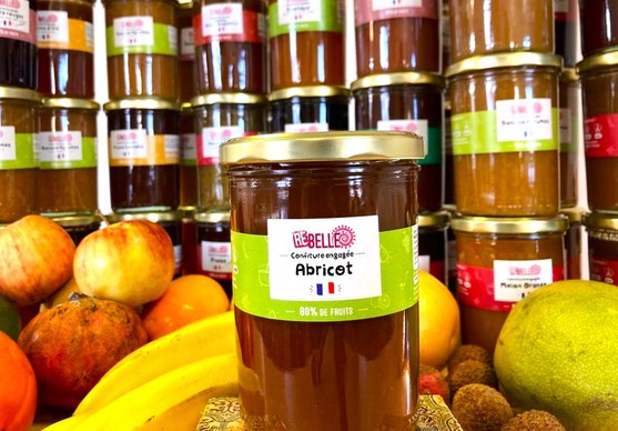 Confiture abricots produit local 