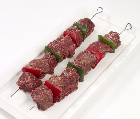 Brochette onglet de boeuf mariné cajun poivrons verts et rouges