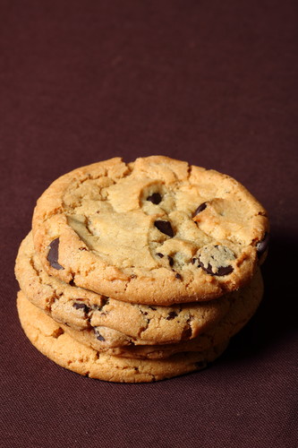 Cookie nature aux pépites de chocolat 