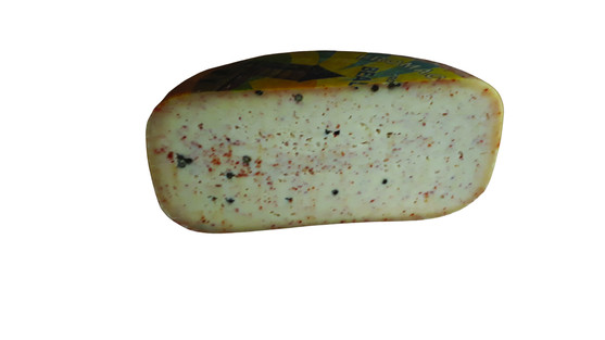 Gouda au lait de vache avec piment d'espelette et poivre vert