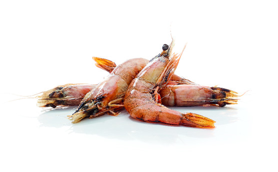 Crevette entière cru sauvage madagascar calibre 12/16