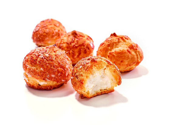 Profiteroles garnies crème glacée 