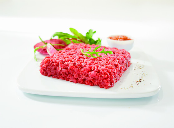 Tartare au couteau et sa doset te de sauce vbf