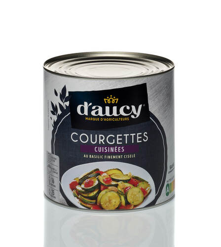 Courgette cuisinée au basilic finement ciselé 