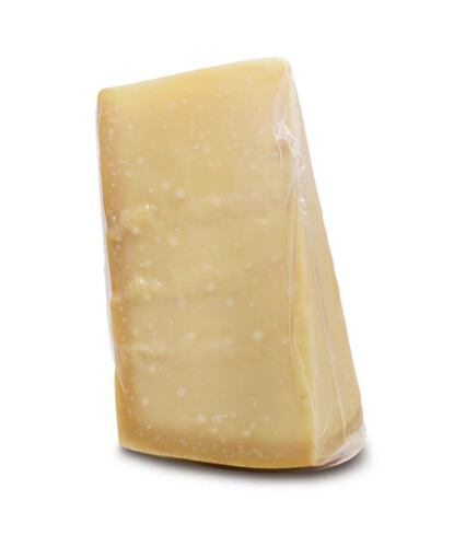 Fromage italien à pate dure  