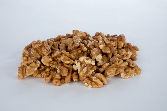 Cerneaux de noix invalides blancs