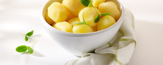 Pomme de terre moyenne 35/40mm blanchie 