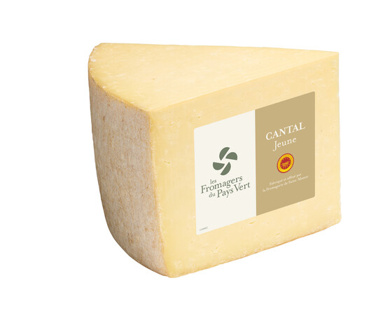 Cantal jeune pasteurisé 45 % m.g 1/16 de meule s/vide