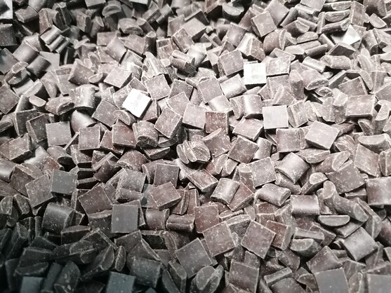 Chunk noir 10 x 10 x 4mm  